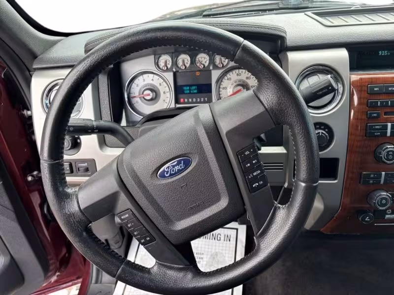 2010 Ford F-150 - 1FTFW1EV2AFD02343 - Image #11
