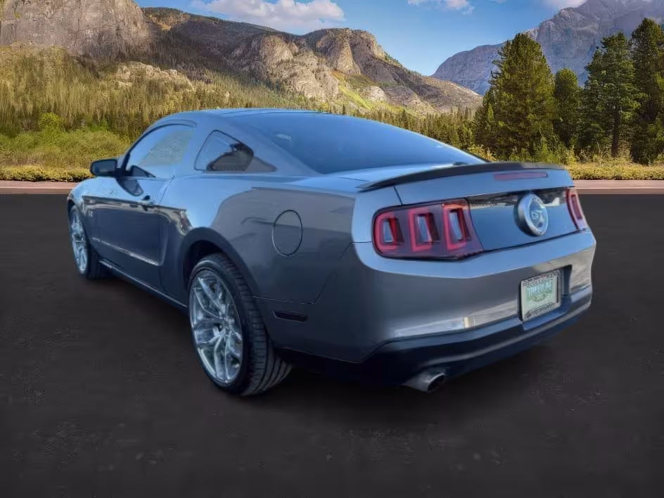 2010 Ford Mustang - 1ZVBP8CH1A5103613 - Image #3