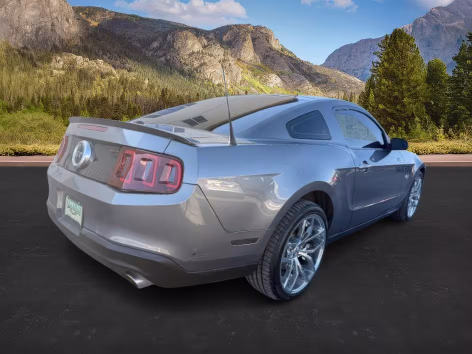 2010 Ford Mustang - 1ZVBP8CH1A5103613 - Image #5