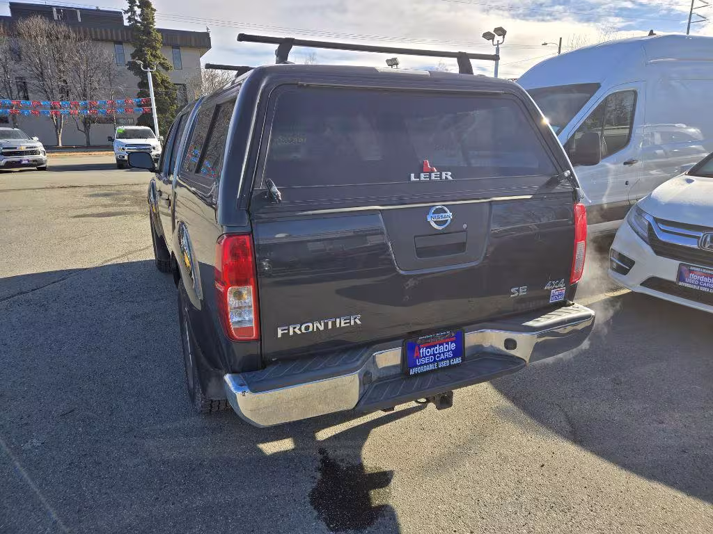 2010 Nissan Frontier - 1N6AD0EVXAC408287 - Image #2