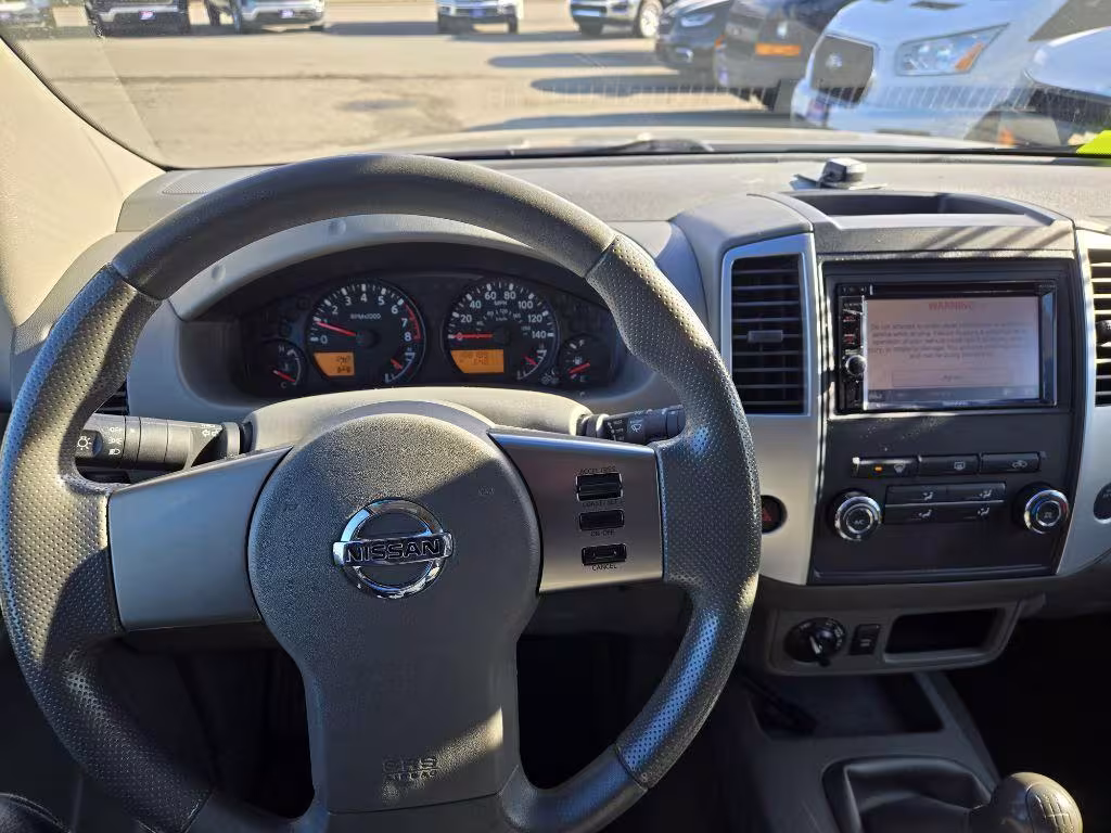 2010 Nissan Frontier - 1N6AD0EVXAC408287 - Image #4