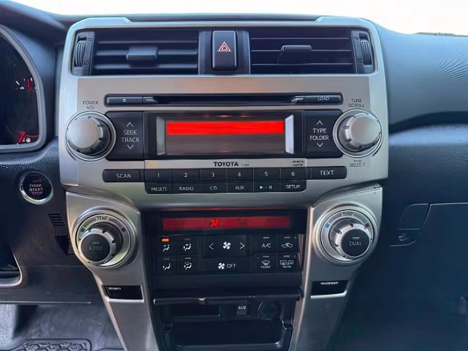 2010 Toyota 4Runner - JTEBU5JR7A5028143 - Image #37