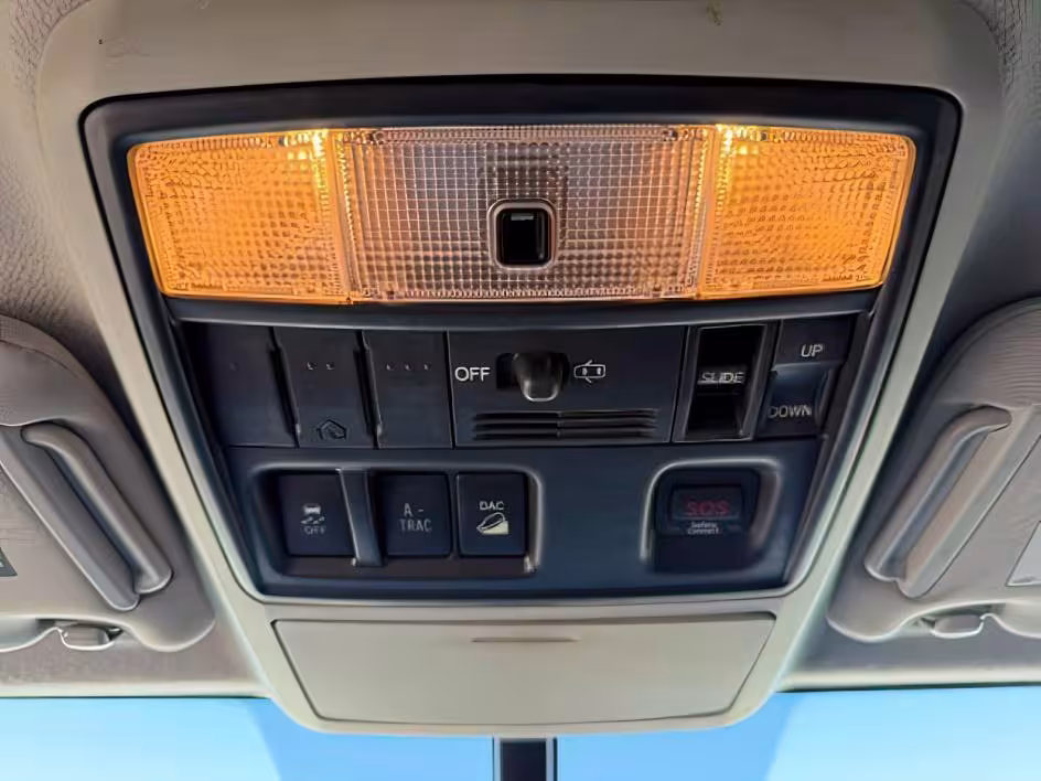 2010 Toyota 4Runner - JTEBU5JR7A5028143 - Image #38