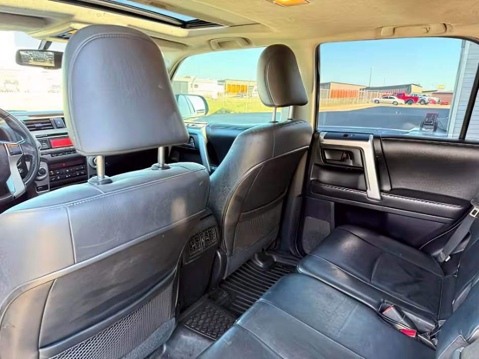 2010 Toyota 4Runner - JTEBU5JR7A5028143 - Image #43