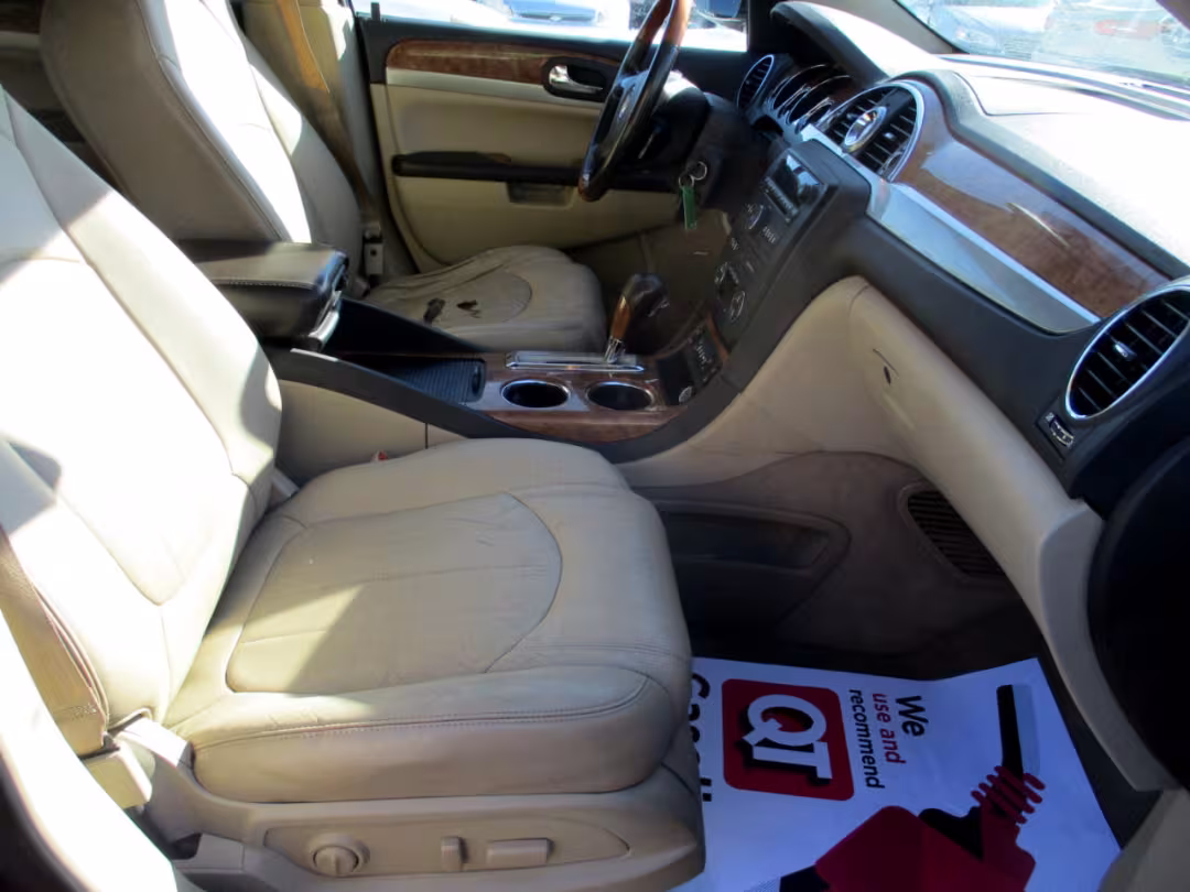 2011 Buick Enclave - 5GAKVBED8BJ375389 - Image #10