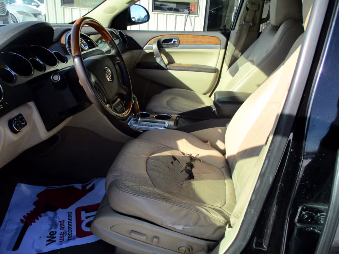 2011 Buick Enclave - 5GAKVBED8BJ375389 - Image #9