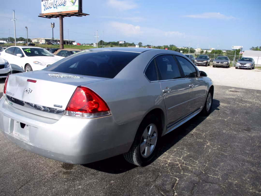 2011 Chevrolet Impala - 2G1WG5EK5B1172103 - Image #5