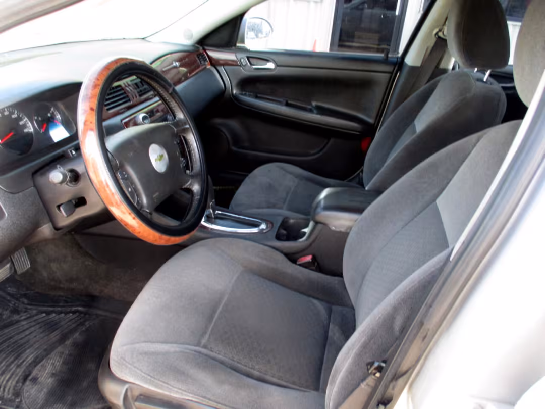 2011 Chevrolet Impala - 2G1WG5EK5B1172103 - Image #9