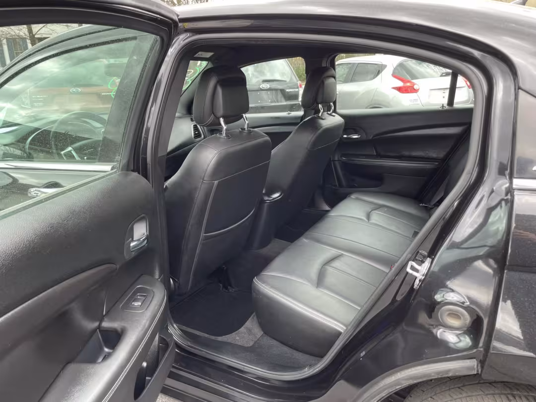 2011 Chrysler 200 - 1C3BC2FG9BN505965 - Image #6
