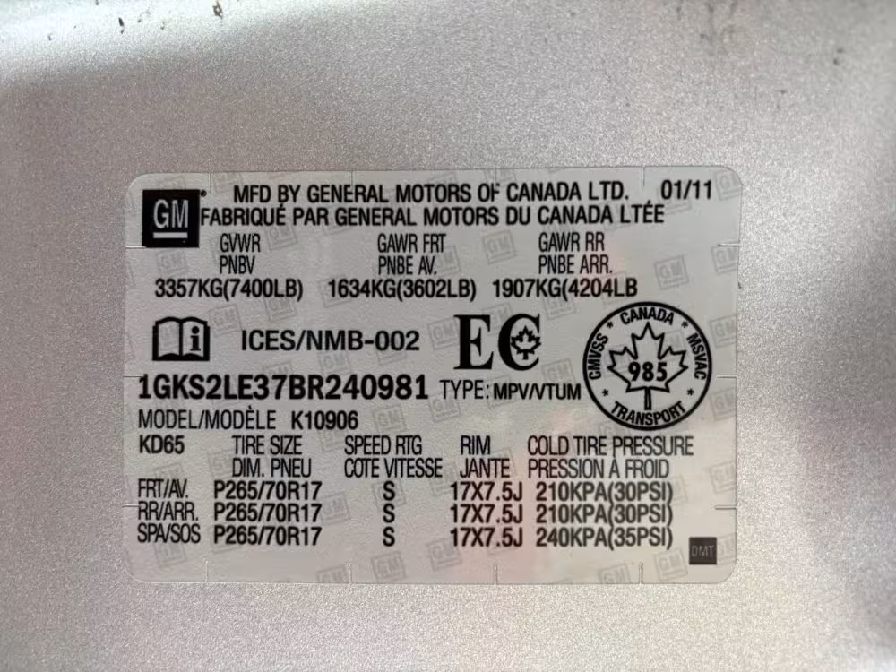 2011 GMC Yukon XL 1500 - 1GKS2LE37BR240981 - Image #45