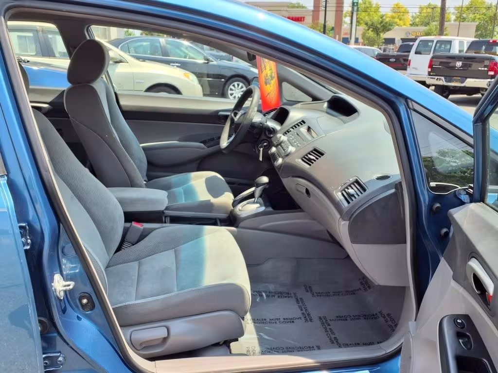 2011 Honda Civic - 2HGFA1F5XBH516351 - Image #17