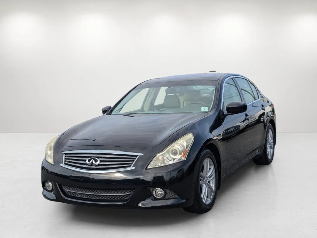 2011 Infiniti G37 Sedan - JN1CV6AP6BM510669 - Image #2