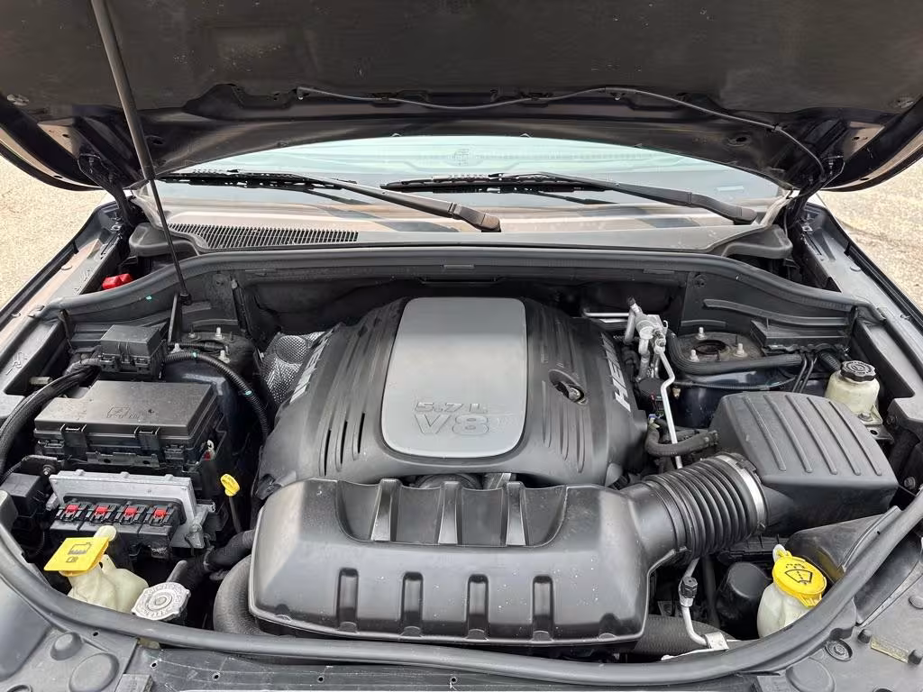 2011 Jeep Grand Cherokee - 1J4RR6GT9BC661053 - Image #14