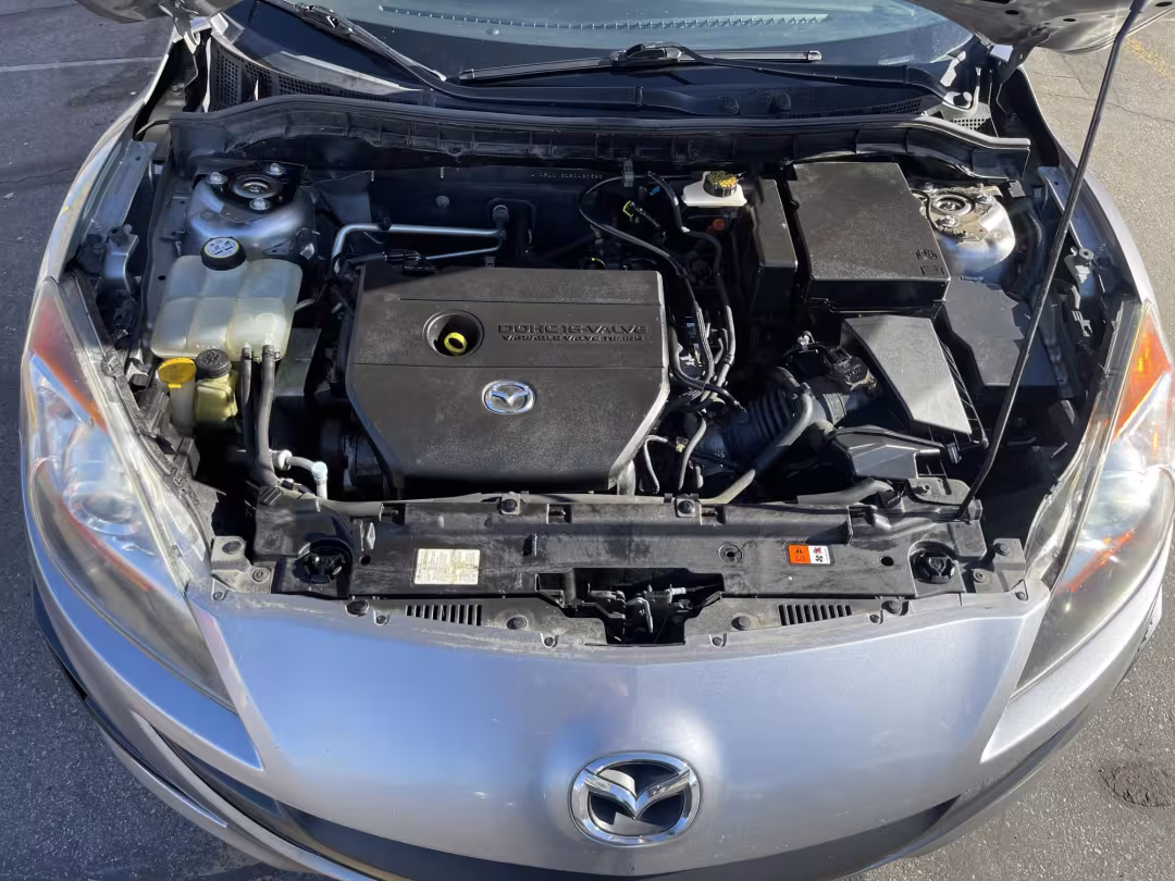 2011 Mazda MAZDA3 - JM1BL1VG1B1420326 - Image #17
