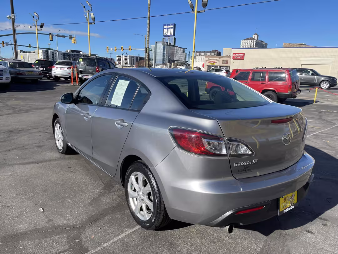 2011 Mazda MAZDA3 - JM1BL1VG1B1420326 - Image #6