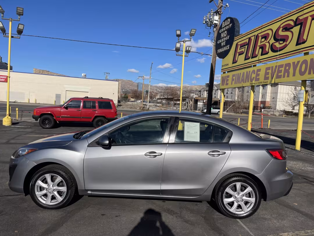 2011 Mazda MAZDA3 - JM1BL1VG1B1420326 - Image #7