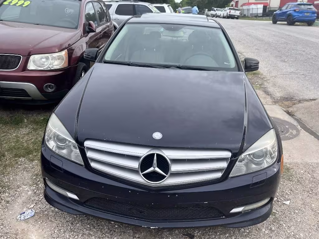 2011 Mercedes-Benz C-Class - WDDGF5EB3BR162262 - Image #1