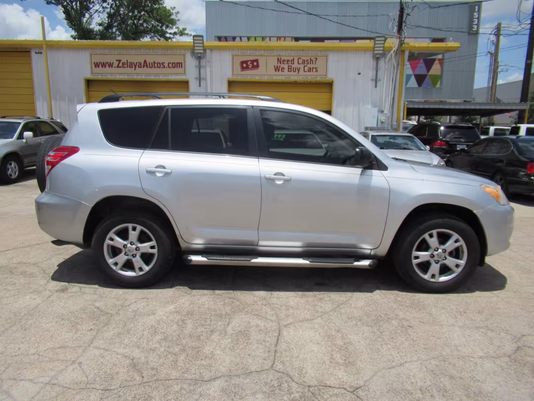 2011 Toyota RAV4 - 2T3ZF4DVXBW094146 - Image #1