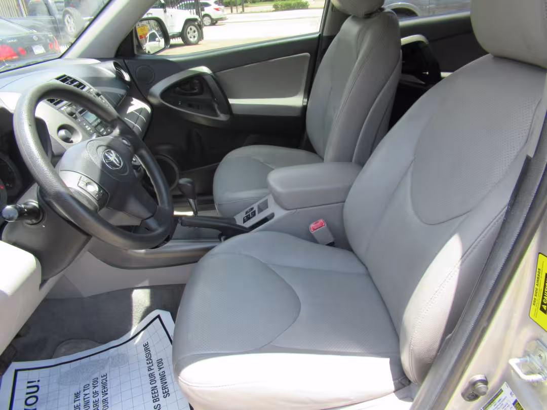 2011 Toyota RAV4 - 2T3ZF4DVXBW094146 - Image #2