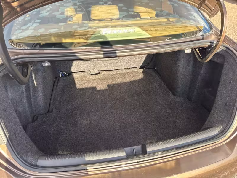 2011 Volkswagen Jetta - 3VWDX7AJ2BM341586 - Image #13