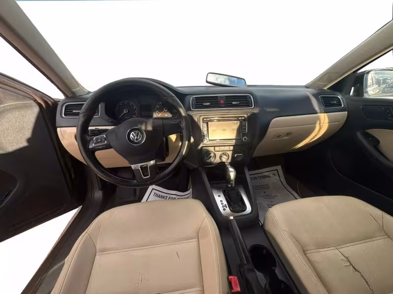 2011 Volkswagen Jetta - 3VWDX7AJ2BM341586 - Image #18
