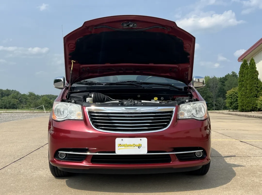 2012 Chrysler Town & Country - 2C4RC1CG1CR413486 - Image #38