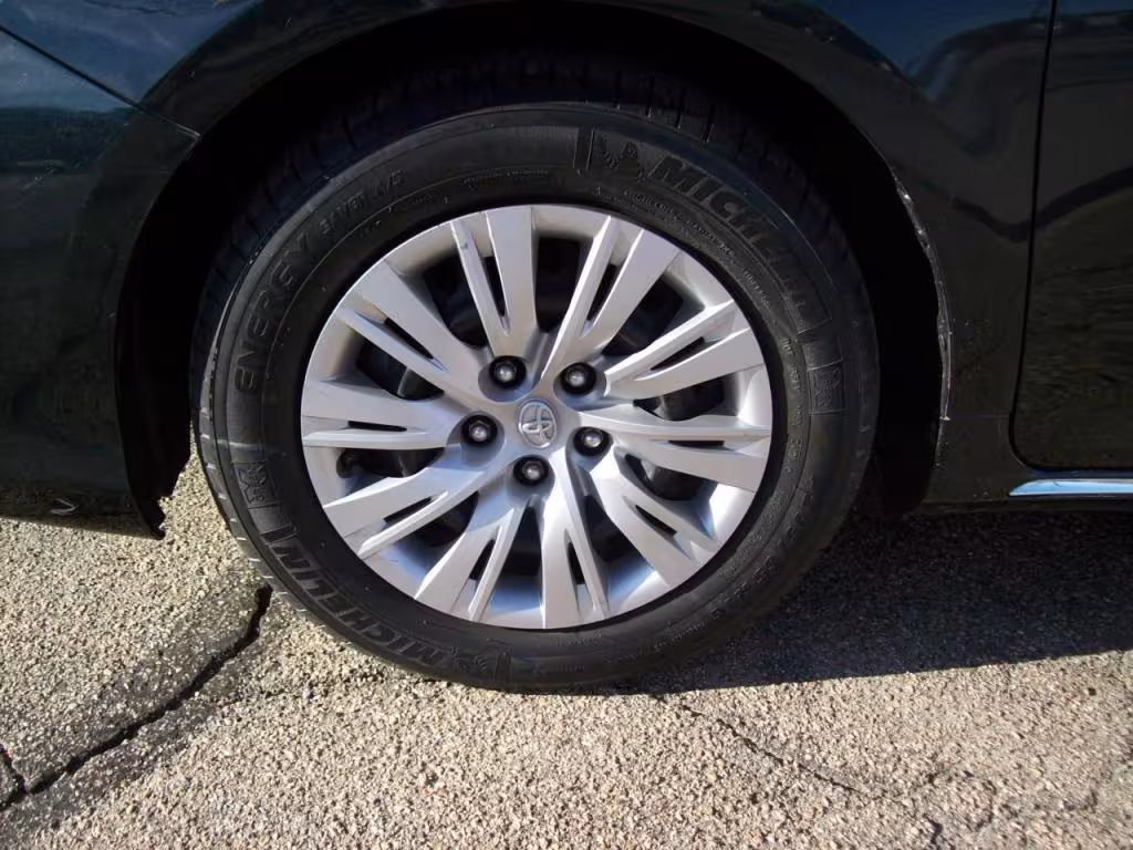 2012 Toyota Camry - 4T1BF1FK6CU146546 - Image #2