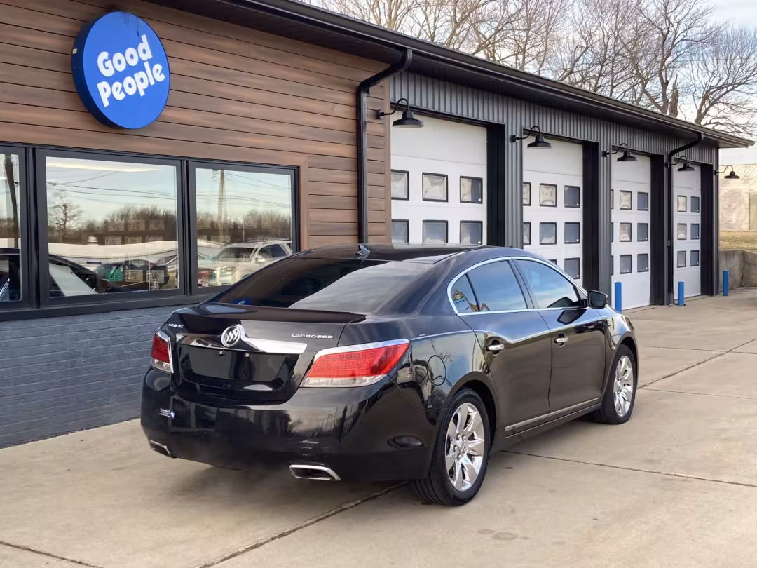 2013 Buick LaCrosse - 1G4GC5G38DF234226 - Image #1