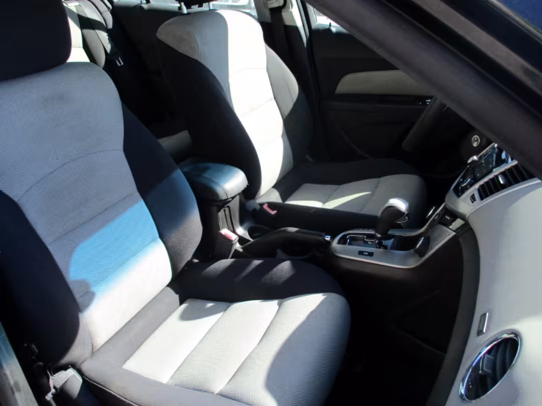 2013 Chevrolet Cruze - 1G1PA5SH5D7117574 - Image #5