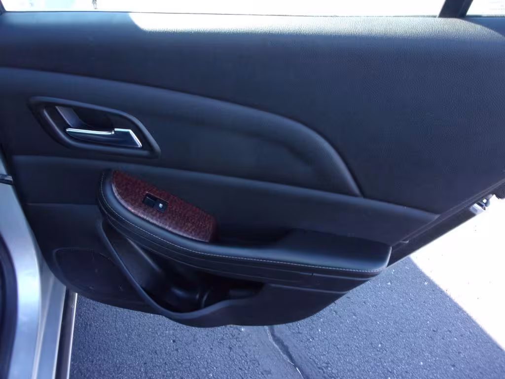 2013 Chevrolet Malibu - 1G11H5SAXDF324441 - Image #13