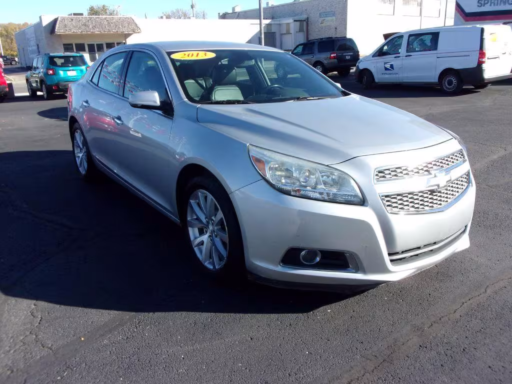 2013 Chevrolet Malibu - 1G11H5SAXDF324441 - Image #2