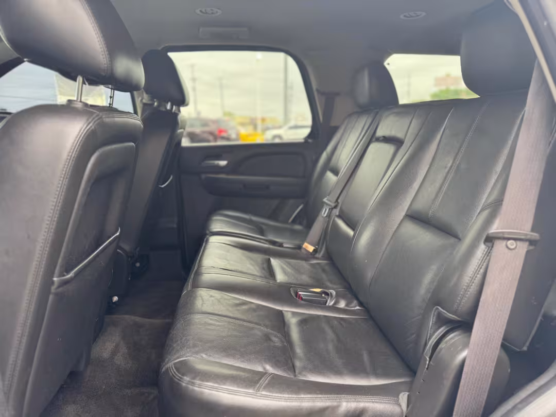 2013 Chevrolet Tahoe - 1GNSKBE01DR253182 - Image #8