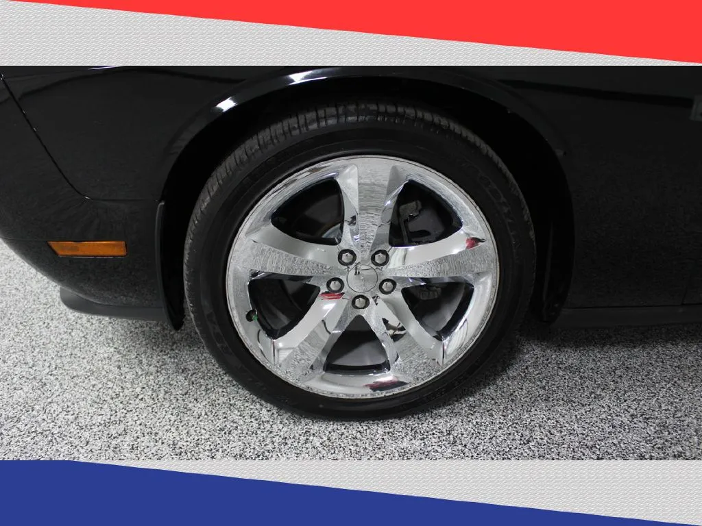 2013 Dodge Challenger - 2C3CDYBT4DH558379 - Image #39