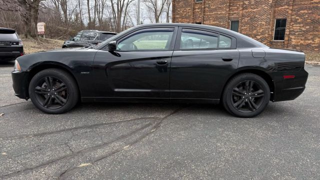 2013 Dodge Charger - 2C3CDXDT2DH693433 - Image #2