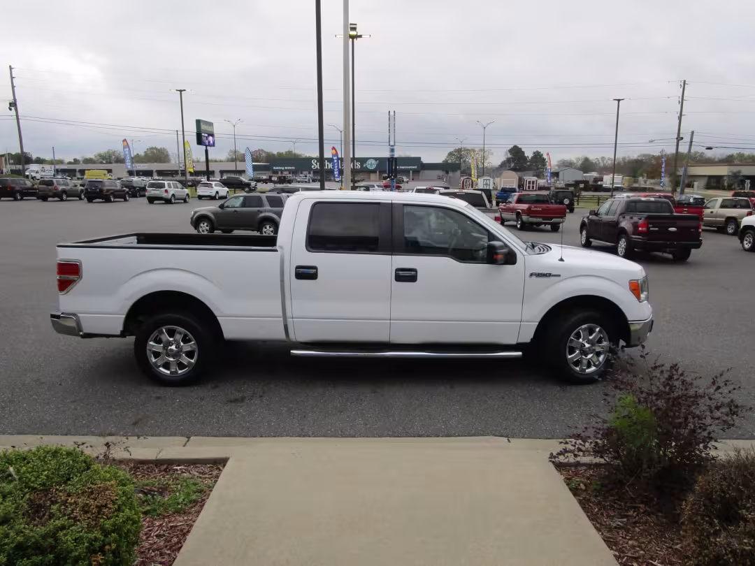 2013 Ford F-150 - 1FTFW1CF9DFC09707 - Image #2