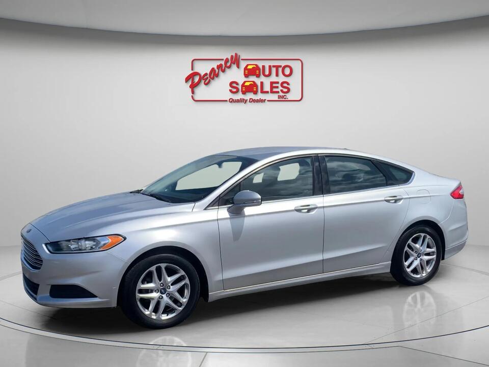 2013 Ford Fusion - 3FA6P0H72DR110597 - Image #2