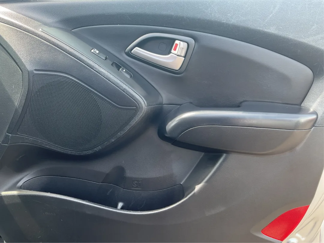 2013 Hyundai Tucson - KM8JUCAC4DU709690 - Image #19