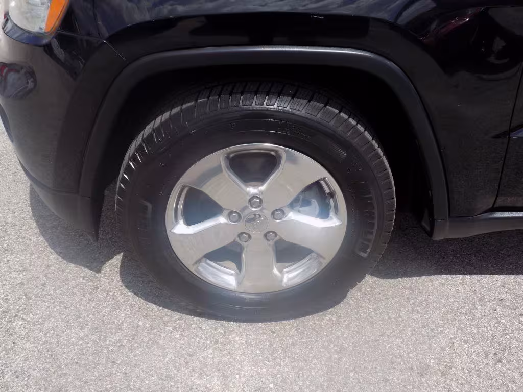 2013 Jeep Grand Cherokee - 1C4RJEBT8DC539205 - Image #18