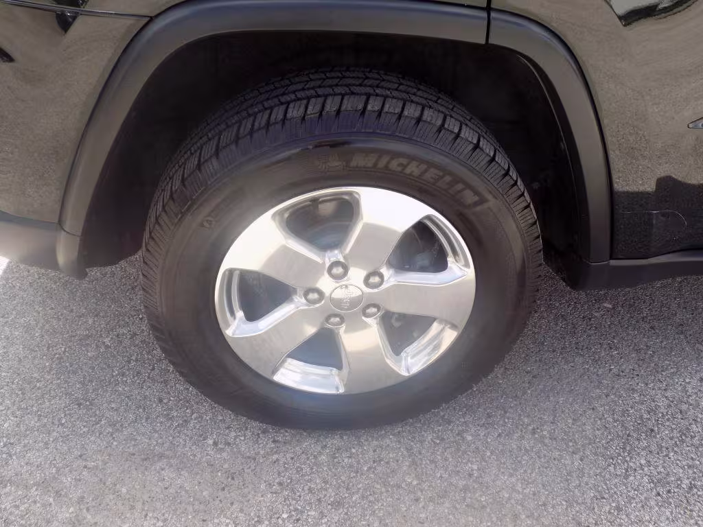 2013 Jeep Grand Cherokee - 1C4RJEBT8DC539205 - Image #20