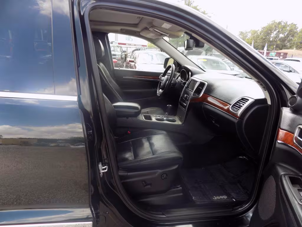 2013 Jeep Grand Cherokee - 1C4RJEBT8DC539205 - Image #9