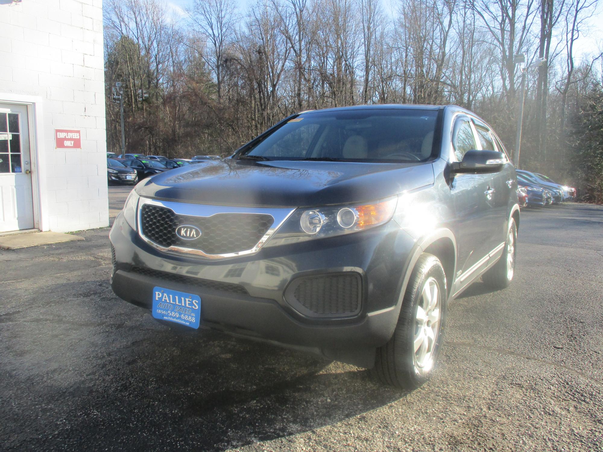 2013 Kia Sorento - 5XYKTDA60DG400053 - Image #1
