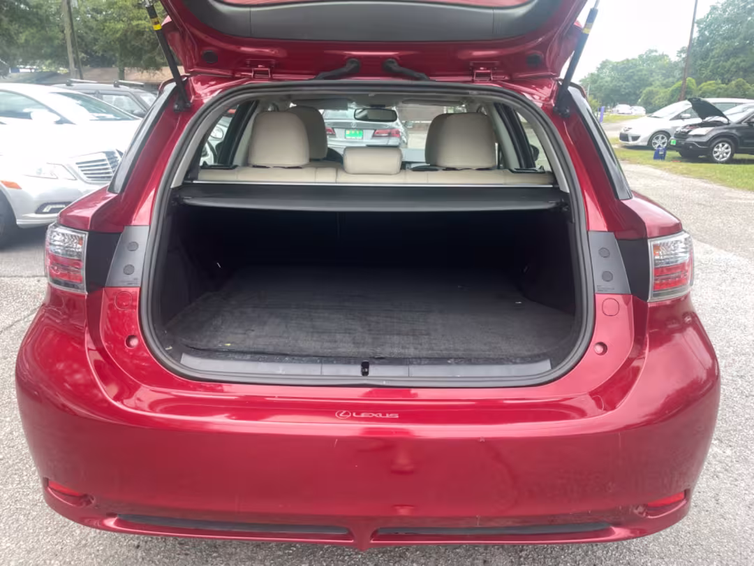 2013 Lexus CT 200h - JTHKD5BH3D2157267 - Image #13