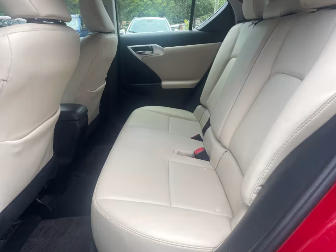 2013 Lexus CT 200h - JTHKD5BH3D2157267 - Image #14