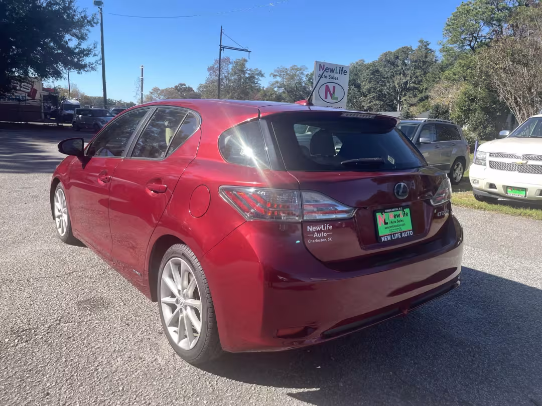 2013 Lexus CT 200h - JTHKD5BH3D2157267 - Image #4