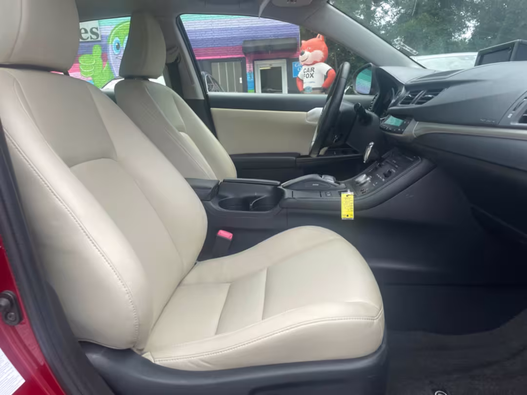 2013 Lexus CT 200h - JTHKD5BH3D2157267 - Image #9