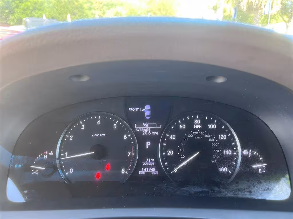 2013 Lexus LS 460 - JTHBL5EF9D5116251 - Image #10