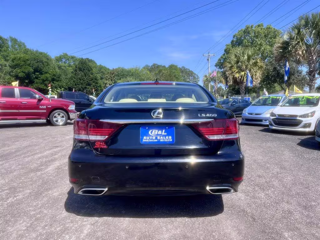 2013 Lexus LS 460 - JTHBL5EF9D5116251 - Image #4