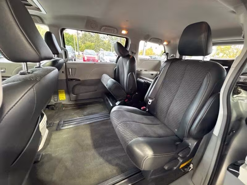 2013 Toyota Sienna - 5TDXK3DC9DS384796 - Image #13