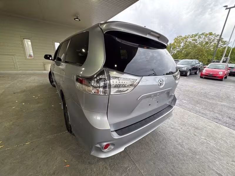 2013 Toyota Sienna - 5TDXK3DC9DS384796 - Image #5