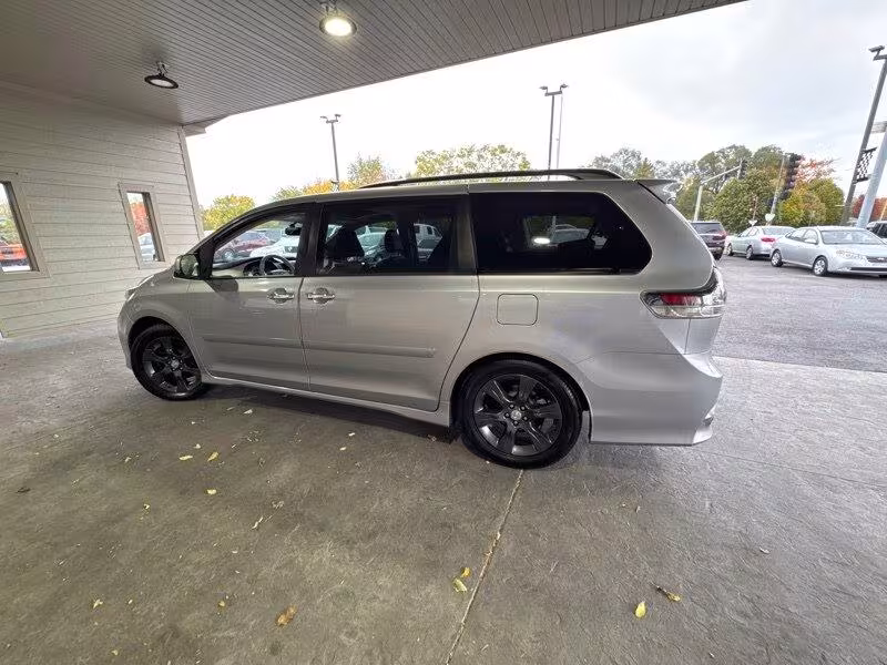 2013 Toyota Sienna - 5TDXK3DC9DS384796 - Image #6